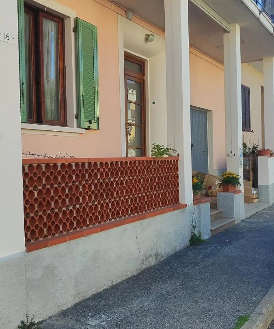 Vila Villino Al Mare San Vincenzo 0*,  Itálie
